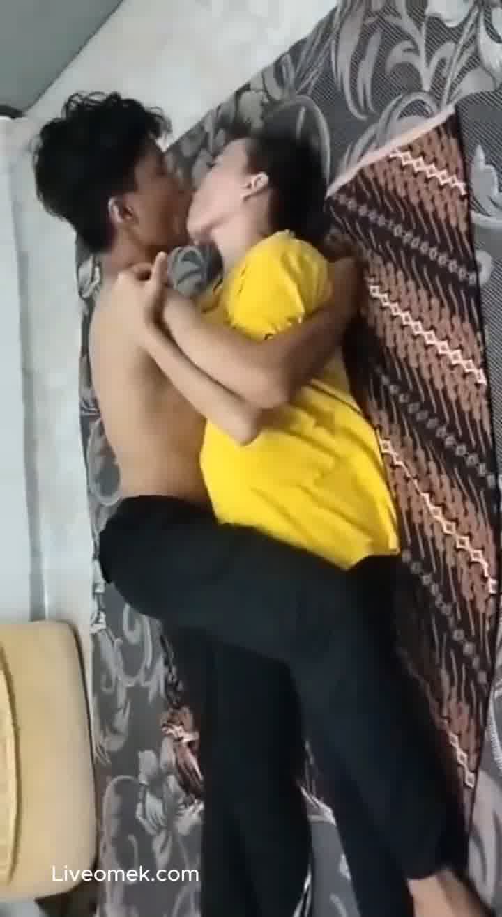 Ngewe Tante Dikamerain Teman